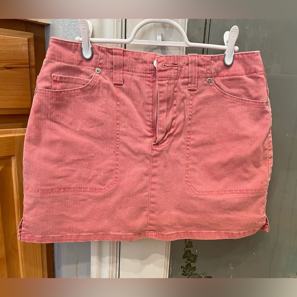 Red skorts